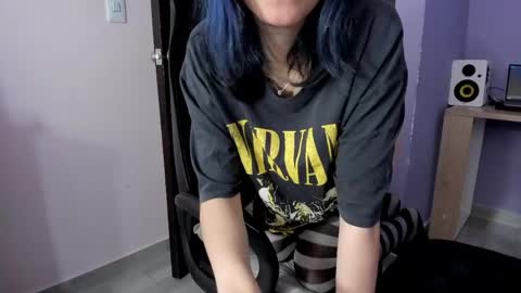 Twelve 3 Inst Twelve 312002 Twitter Room312 2002 online show from April 25, 2026, 1:14 pm