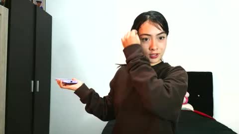 roosmery_ online show from March 30, 2026, 10:55 pm