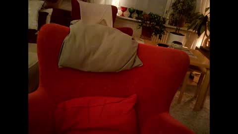 Snapshot of rosa_teevee chatting on December 19, 2024, 8:02 pm Tina online show from December 19, 2024, 8:02 pm