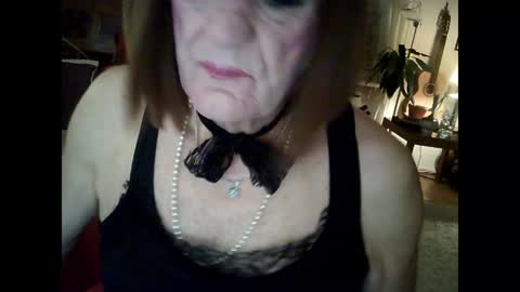 Snapshot of rosa_teevee chatting on January 3, 2025, 5:10 pm Tina online show from January 3, 2025, 5:10 pm