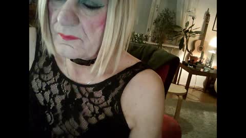 Snapshot of rosa_teevee chatting on January 29, 2025, 7:22 pm Tina online show from January 29, 2025, 7:22 pm