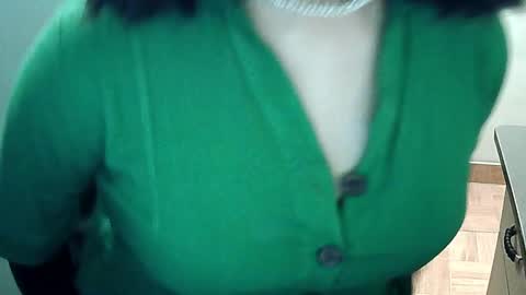 Rosa online show from March 1, 2025, 7:59 pm