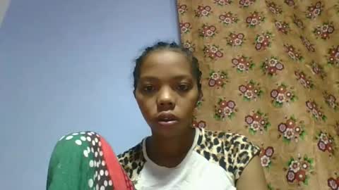 Snapshot of rosah225127 chatting on April 28, 2026, 3:44 am rosah225127 online show from April 28, 2026, 3:44 am