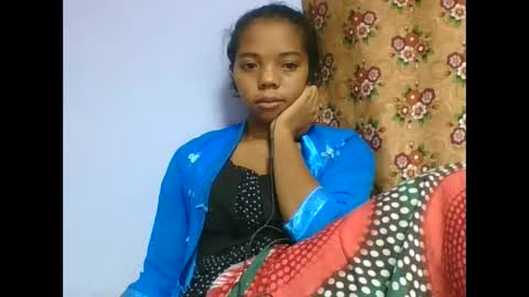 Snapshot of rosah225127 chatting on May 2, 2026, 5:34 am rosah225127 online show from May 2, 2026, 5:34 am