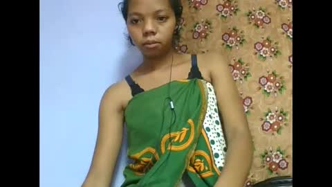 Snapshot of rosah225127 chatting on May 17, 2026, 3:41 pm rosah225127 online show from May 17, 2026, 3:41 pm