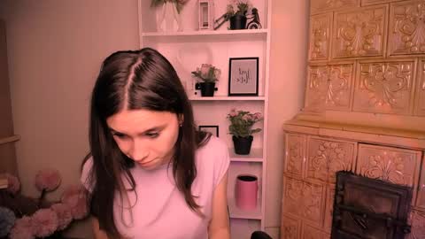 Rose online show from May 15, 2026, 6:31 am