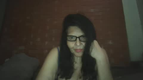 rosalatinas online show from October 7, 2025, 11:46 pm