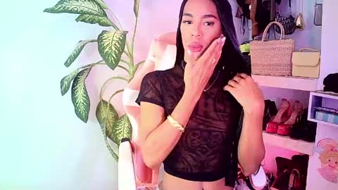 Snapshot of rosalindasexy chatting on May 3, 2026, 7:14 am Rosalinda online show from May 3, 2026, 7:14 am