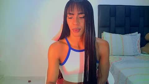 Snapshot of rosalindasexy chatting on May 31, 2026, 5:15 am Rosalinda online show from May 31, 2026, 5:15 am