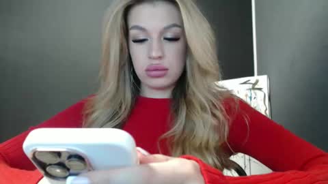 Rosalina online show from September 10, 2025, 1:00 pm