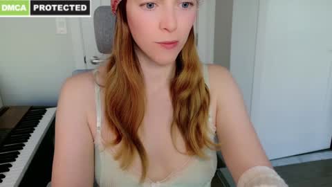 rose77782 online show from January 3, 2025, 7:18 pm