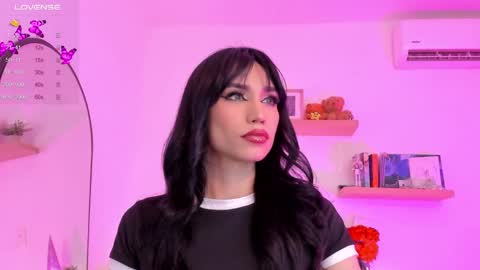 Rose Saenz online show from December 18, 2024, 10:24 pm