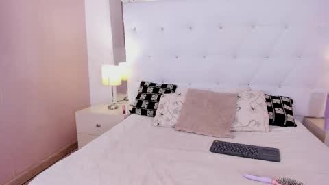 Rose allure online show from March 13, 2026, 11:39 am