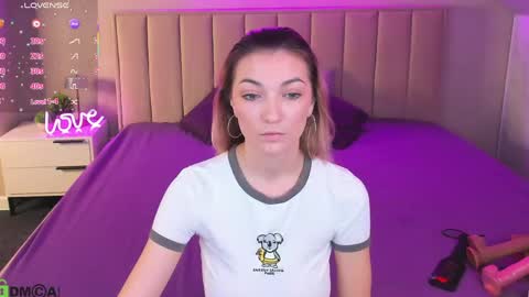 Snapshot of rose_dixon chatting on May 26, 2026, 11:23 pm Kimberlly online show from May 26, 2026, 11:23 pm