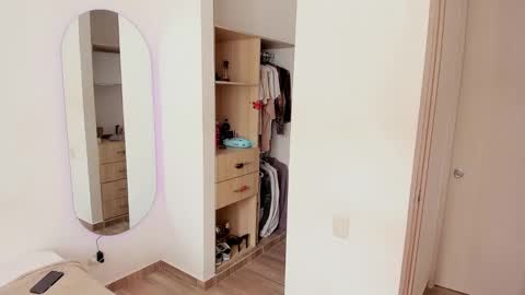 Jhoan Alexis online show from November 7, 2025, 4:51 pm