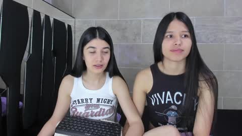 Rose y Miah online show from December 30, 2024, 7:04 am