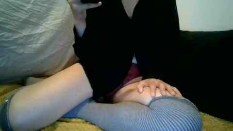 rosecroixx online show from July 13, 2026, 5:49 pm