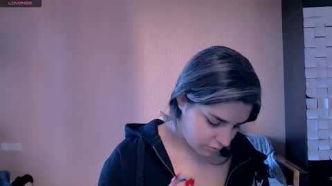 Rose online show from October 11, 2025, 1:20 pm