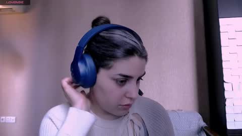 Rose online show from November 22, 2025, 11:09 am