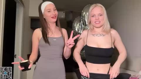 Sophie and Sarah online show from March 16, 2026, 7:29 pm