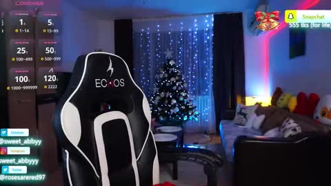 Snapshot of rosesarered97 chatting on December 21, 2025, 8:27 pm Abbygail online show from December 21, 2025, 8:27 pm