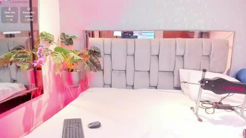 Snapshot of rosetemple chatting on January 17, 2026, 5:34 am Rose online show from January 17, 2026, 5:34 am