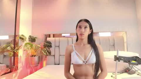 Snapshot of rosetemple chatting on February 8, 2026, 4:49 am Rose online show from February 8, 2026, 4:49 am