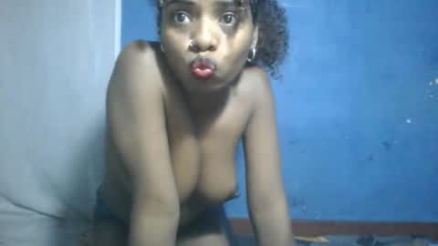 Snapshot of roseyaa chatting on October 13, 2025, 5:57 pm Roseyaa online show from October 13, 2025, 5:57 pm