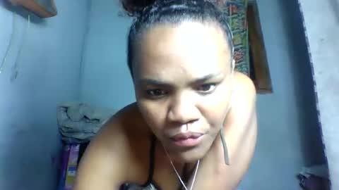 rosia22 online show from October 2, 2025, 4:03 pm