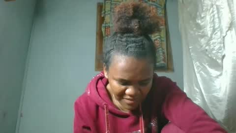 rosia22 online show from October 5, 2025, 8:07 pm