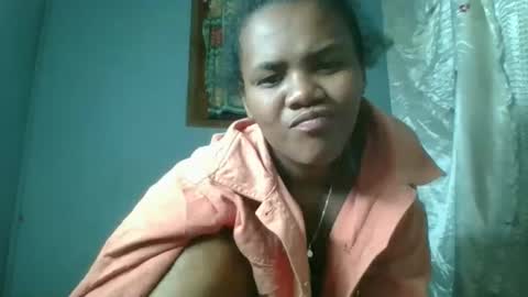 rosia22 online show from October 6, 2025, 12:46 pm