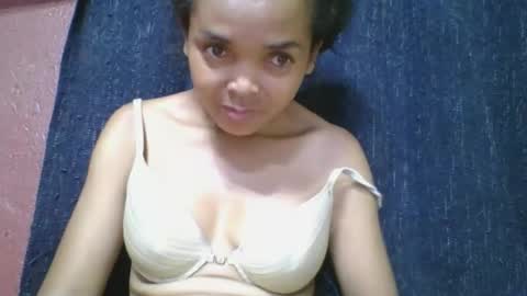 rosia685234 online show from March 17, 2026, 5:38 pm