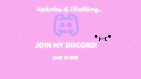 Snapshot of rosiebones chatting on January 15, 2025, 8:26 pm Rosie Bones online show from January 15, 2025, 8:26 pm