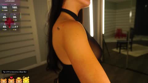 Snapshot of rosiebones chatting on January 8, 2026, 11:07 pm Rosie Bones online show from January 8, 2026, 11:07 pm