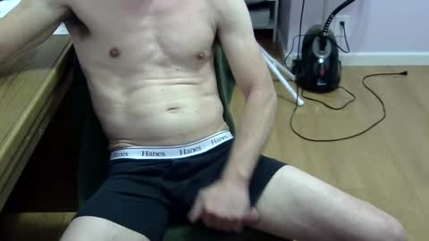 ross96180 online show from March 3, 2025, 1:31 am