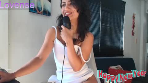 Ross BakerHot online show from December 31, 2024, 4:46 pm