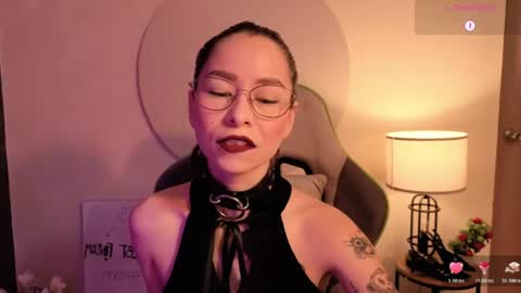 Snapshot of rosse_98_ chatting on June 14, 2026, 3:03 pm Miss Rosse online show from June 14, 2026, 3:03 pm