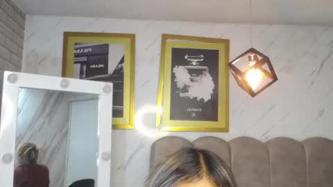 rosse jeane v online show from March 25, 2026, 3:12 am