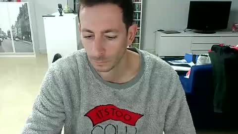 roubarixx online show from December 6, 2024, 8:37 am