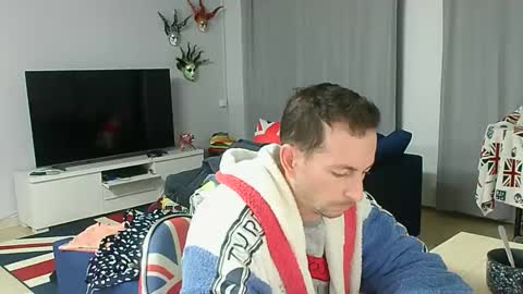 roubarixx online show from November 28, 2025, 9:56 am