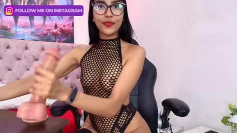  JESSY ROULY online show from February 3, 2025, 7:52 pm