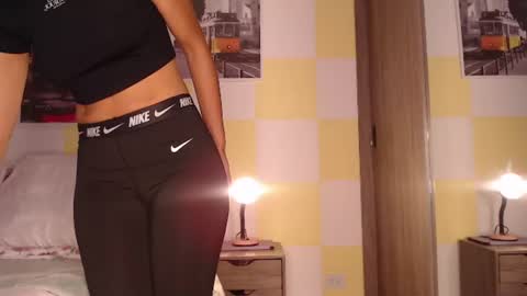 Rouss marie henao  online show from June 30, 2026, 10:55 pm
