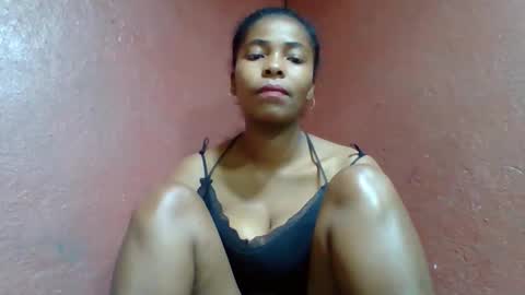 Snapshot of rovaelyah chatting on October 5, 2025, 6:56 am rovaelyah online show from October 5, 2025, 6:56 am