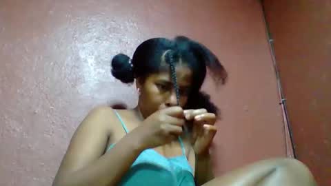Snapshot of rovaelyah chatting on October 14, 2025, 5:41 am rovaelyah online show from October 14, 2025, 5:41 am
