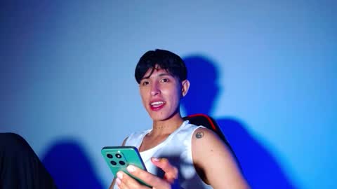 rowanboy23 online show from November 28, 2025, 2:47 am