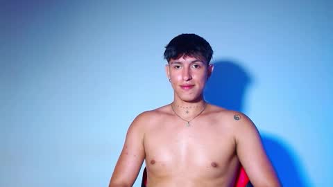 rowanboy23 online show from March 17, 2026, 12:59 am