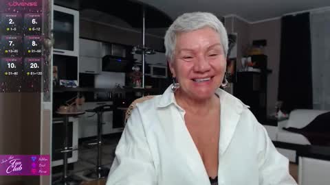 Roxana online show from February 1, 2026, 7:23 pm