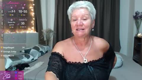 Snapshot of roxana_brooks chatting on May 5, 2026, 2:03 pm Roxana online show from May 5, 2026, 2:03 pm