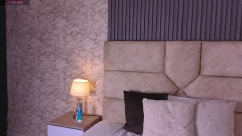 Snapshot of roxana_sins chatting on May 20, 2026, 2:01 pm roxana sins online show from May 20, 2026, 2:01 pm