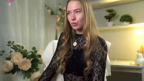 Anna Lokiss online show from April 18, 2026, 12:20 pm